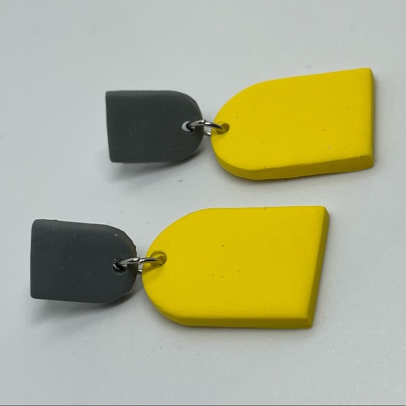 NWT Yellow Handmade Earrings - Picture 5 of 7